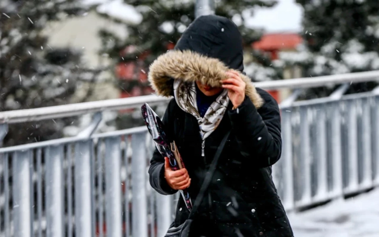 İstanbul da kırmızı listede: Orhan Şen uyardı, kar bastıracak! İstanbul'a ne zaman kar yağacak?