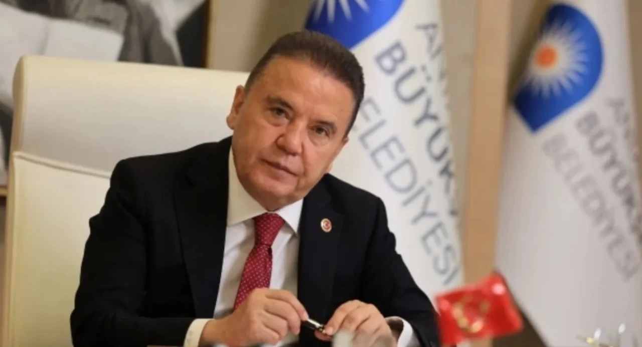 Son dakika geçildi! Antalya Büyükşehir Belediye Başkanı Muhittin Böcek hastaneye kaldırıldı