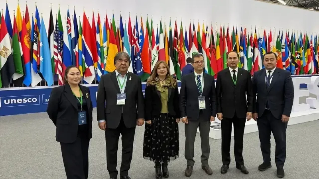 UNESCO'dan tarihi karar: 15 Aralık Dünya Türk Dili Ailesi günü ilan edildi