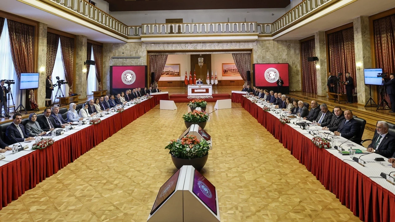 İmralı’ya gidecek komisyon üyeleri belli oldu: İmralı'ya hangi isimler gidecek?