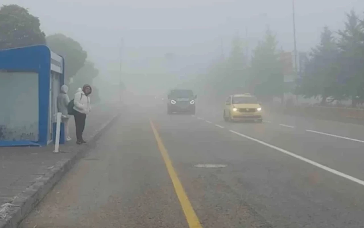 Havalar aniden soğuyacak! Bu illere yağış ve sis uyarısı geldi
