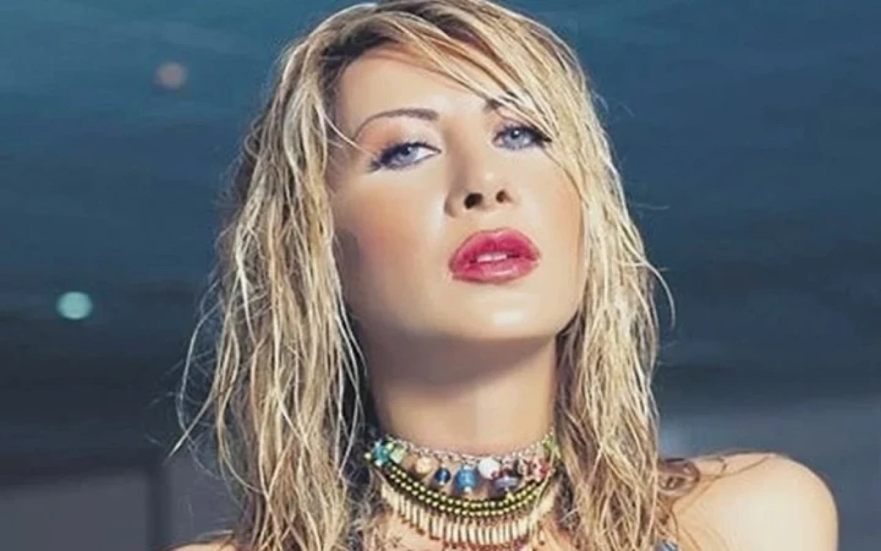 İstanbul’u bırakıp Kıbrıs’a yerleşti! Manken Gizem Özdilli uzun süre sonra ortaya çıktı