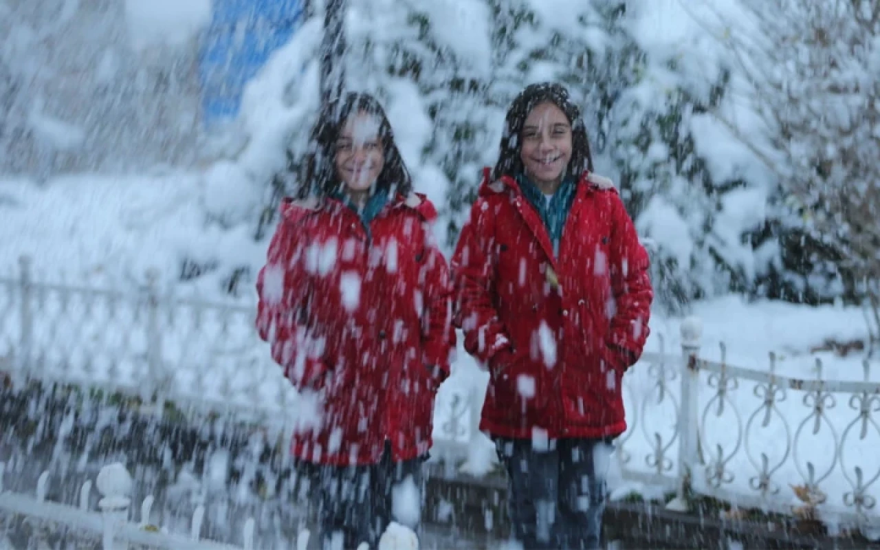 Meteoroloji’den kuvvetli yağış uyarısı: Bu iller dikkat!
