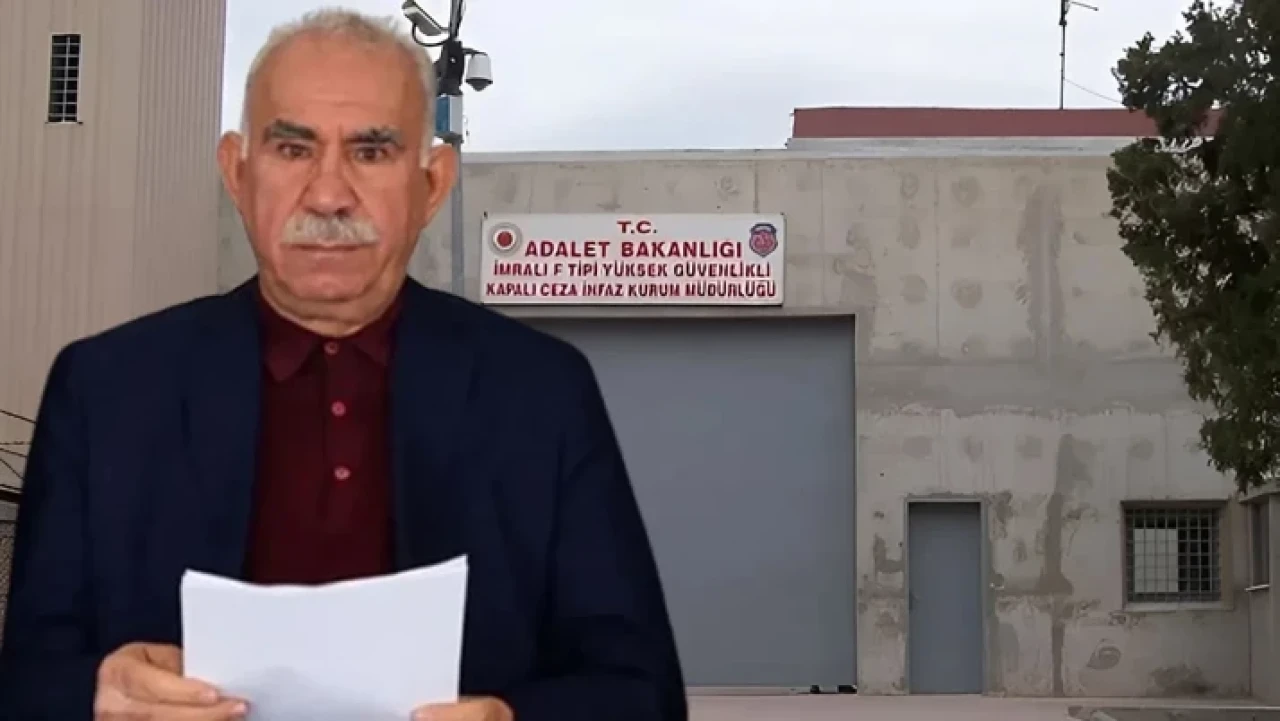 Canlı yayında dikkat çeken Öcalan yorumu: “Aradaki makas giderek açıldı”