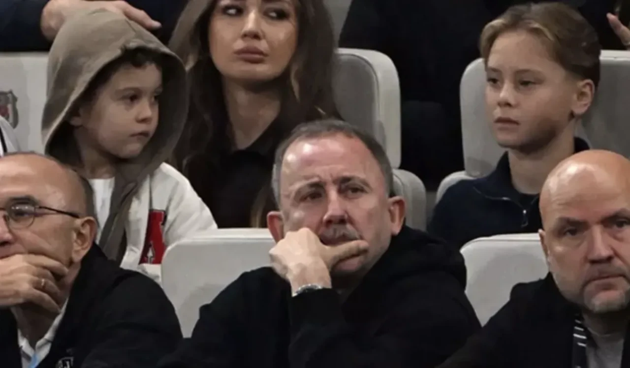 Sergen Yalçın ilk kez Fenerbahçe'ye kaybetti: Beşiktaş derbide yıkıldı