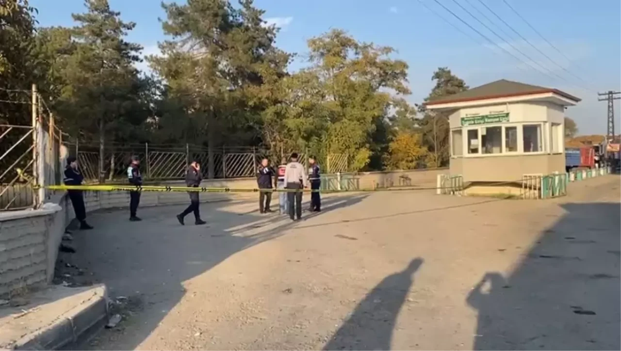 Elazığ'da şeker fabrikası önünde silahlı ve bıçaklı kavga: 3 yaralı