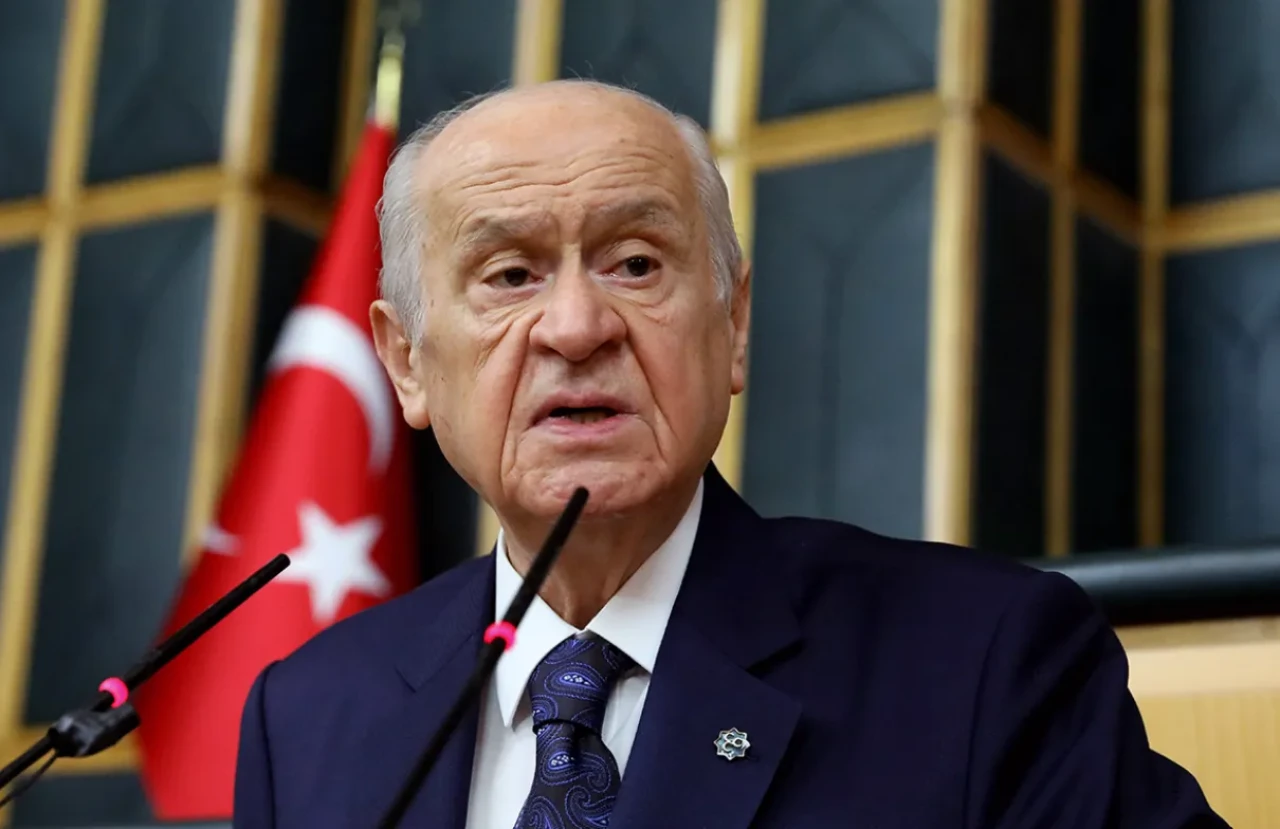 Bahçeli'den İmralı açıklaması: Milletvekillerinin adaya gitmesi tarihi bir gelişmedir
