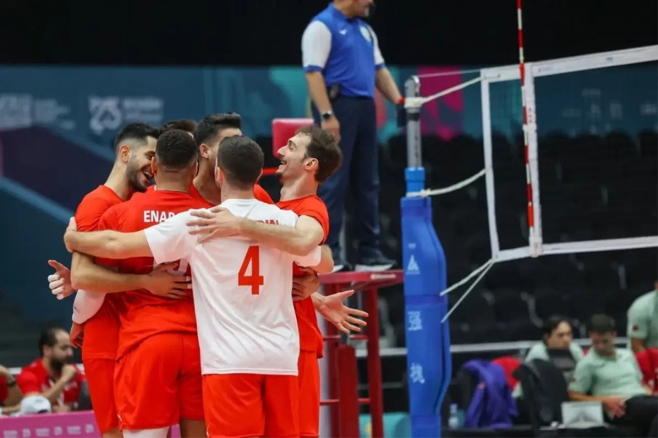 Voleybol Millileri'nden üst üste başarı: Bahreyn karşısında net zafer