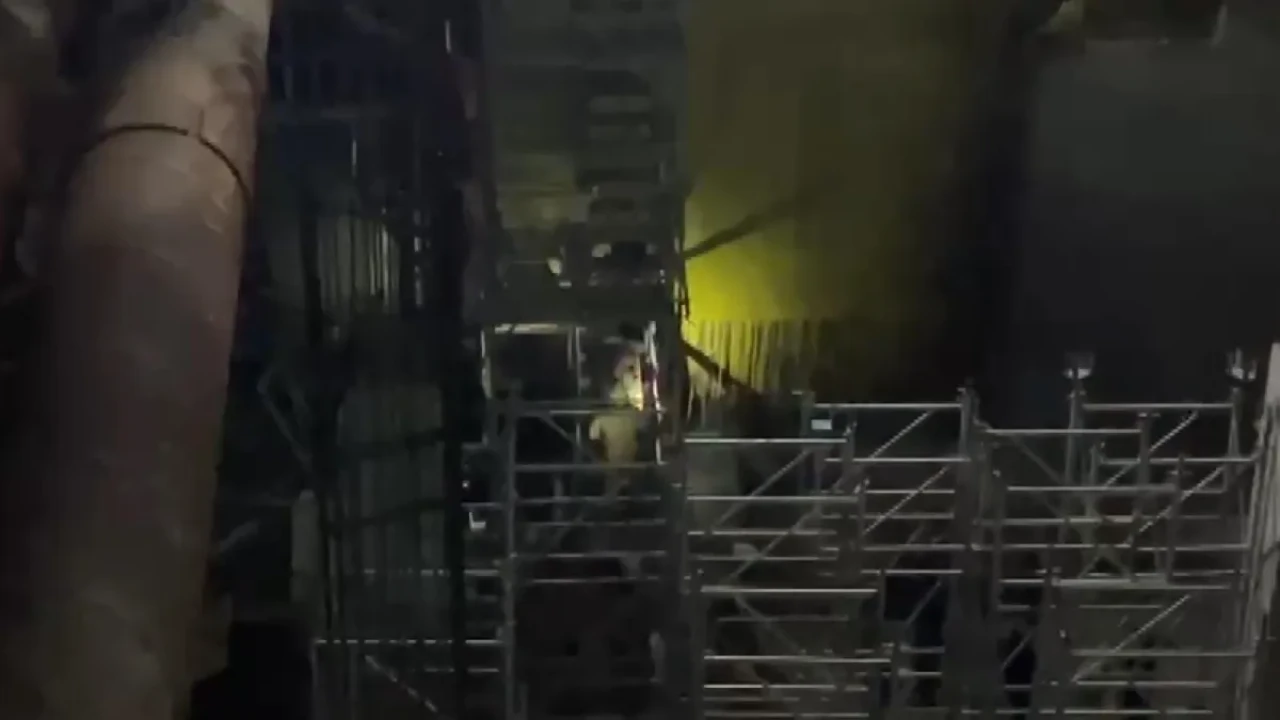 Beşiktaş’ta metro inşaatında çökme: Göçük altında kalanlar var