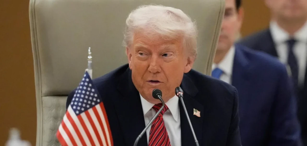 Trump Venezuela ve çevresindeki hava sahasının kapatılacağını duyurdu