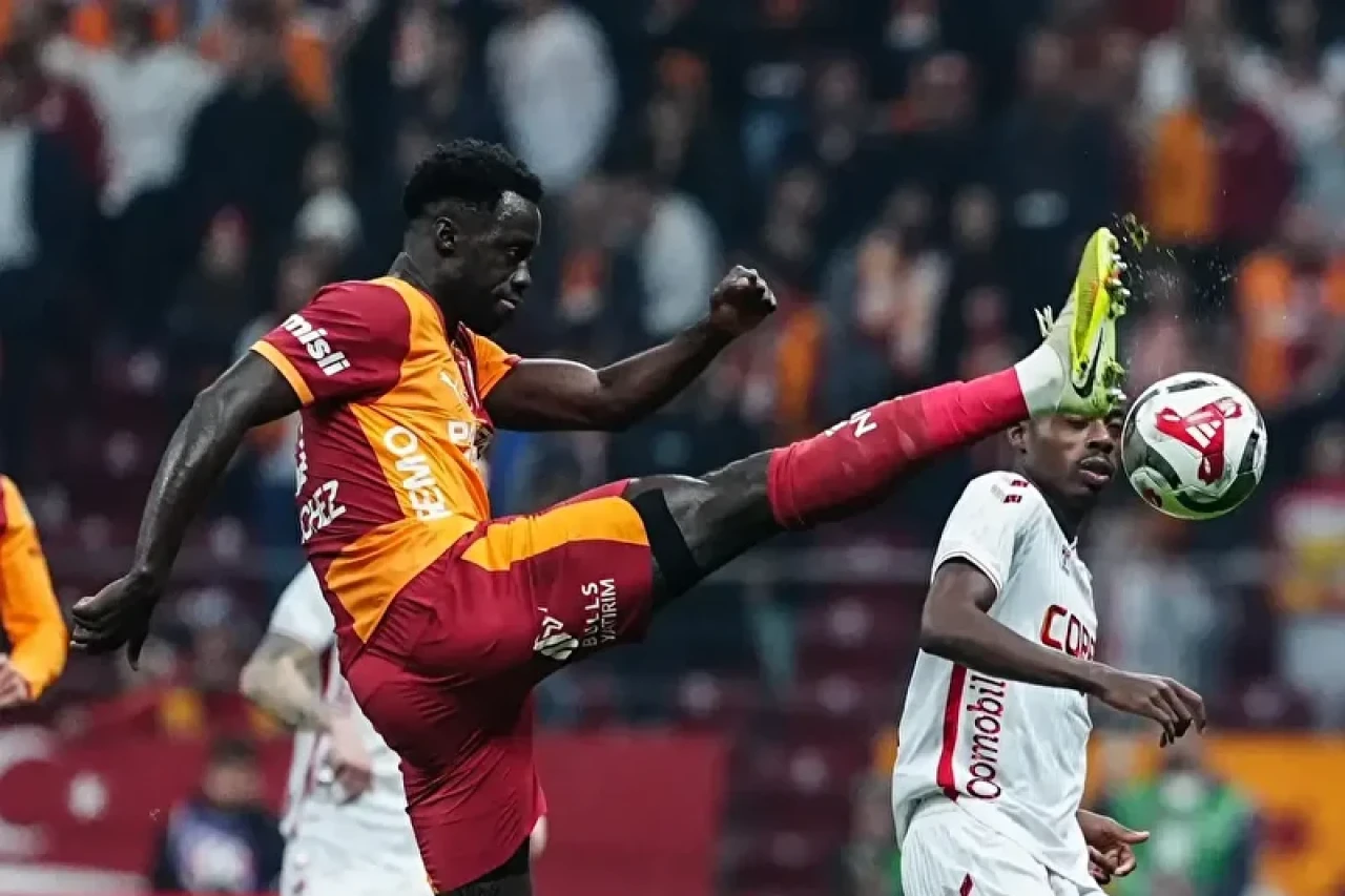 Galatasaray Samsunpor maç özeti ve goller 3-2 geniş özet ve maçın önemli anları
