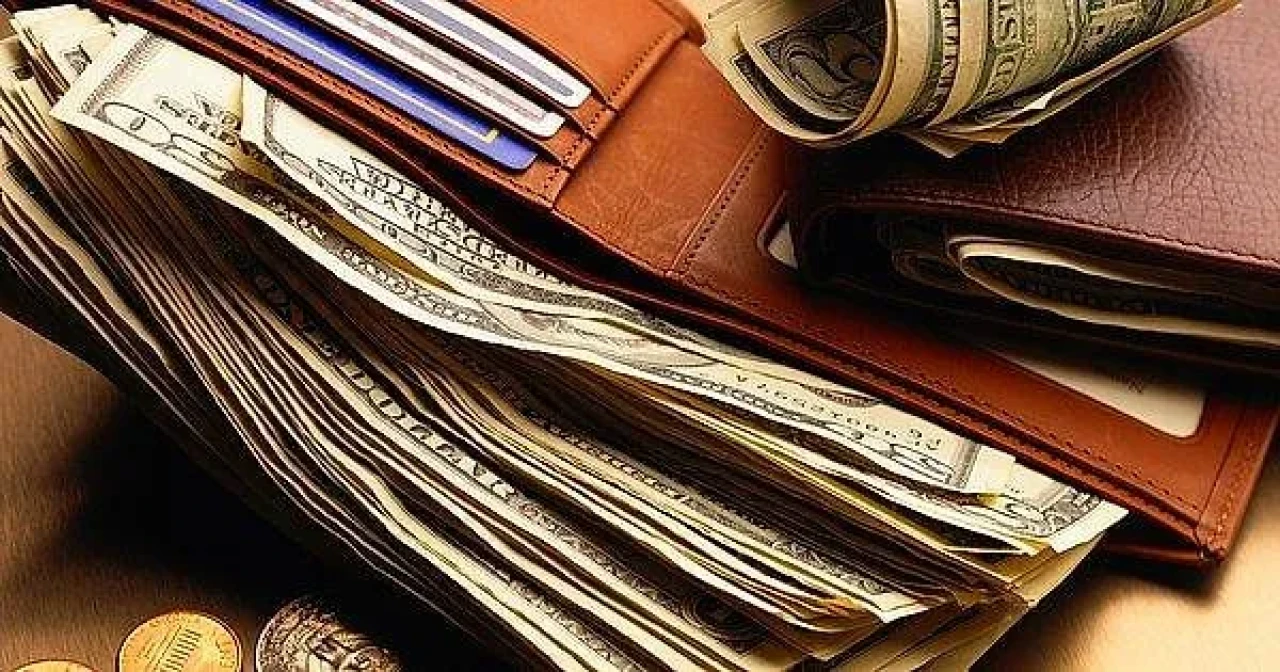 2026 yılının cüzdan rengi hangisi?