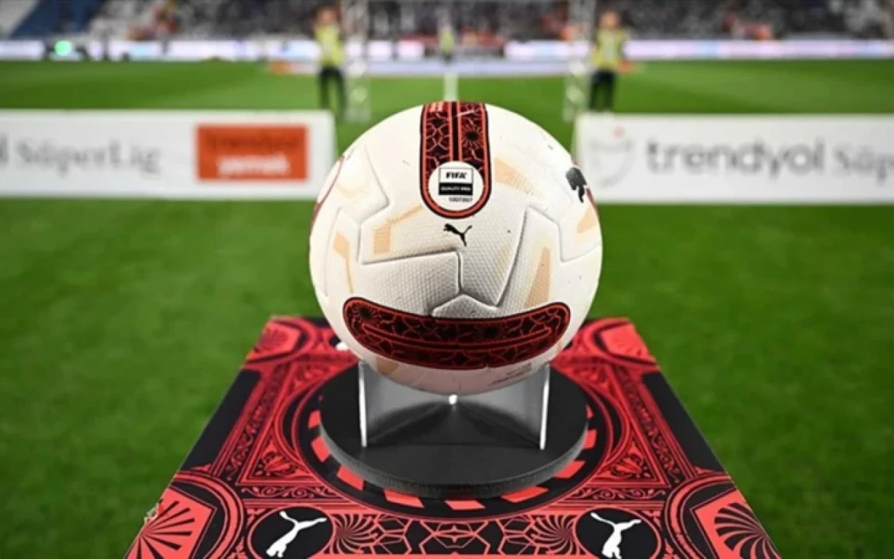 Süper Lig’de zirve karıştı! 15. haftada tablo yeniden şekillendi