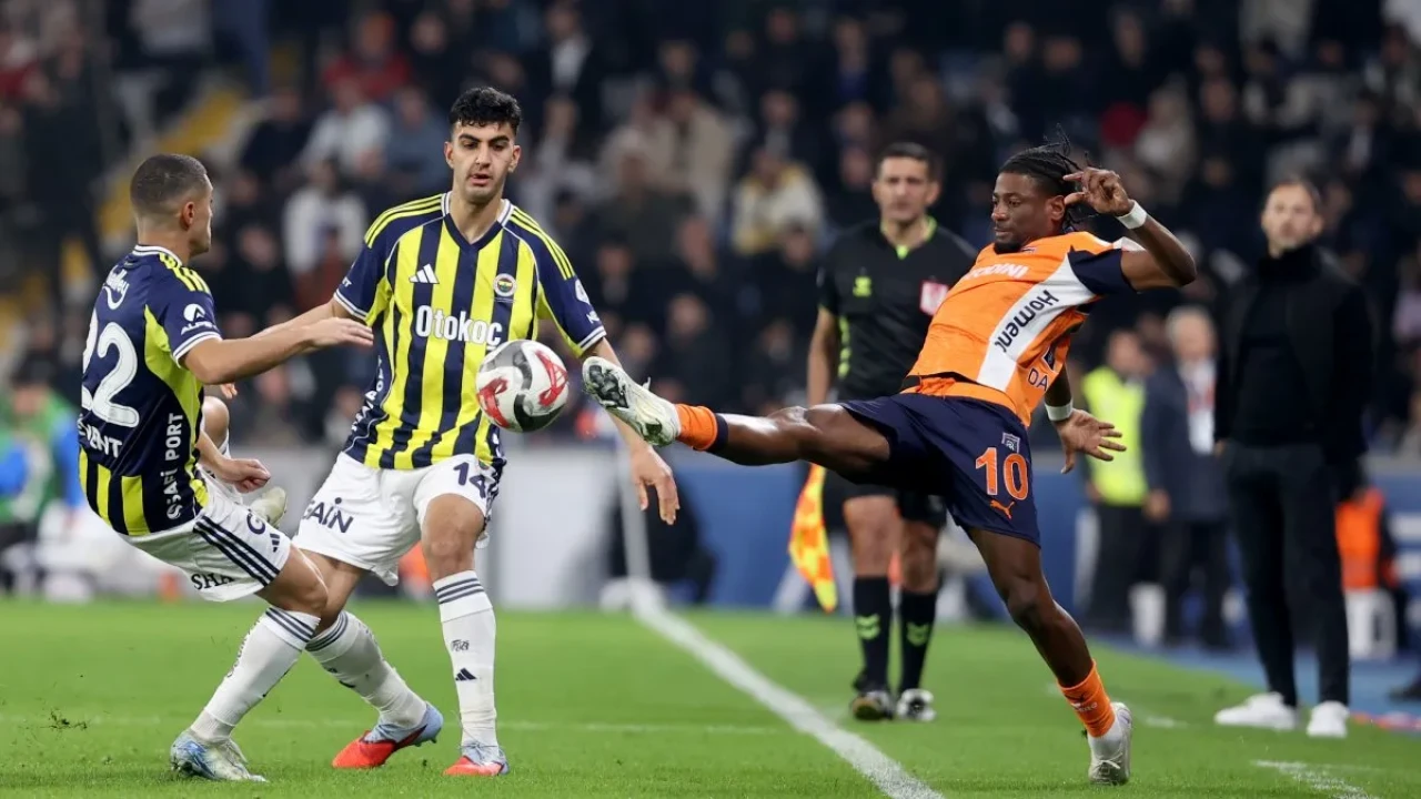 Başakşehir Fenerbahçe maç özeti 1-1 Geniş özet ve maçın önemli anları, tartışmalar