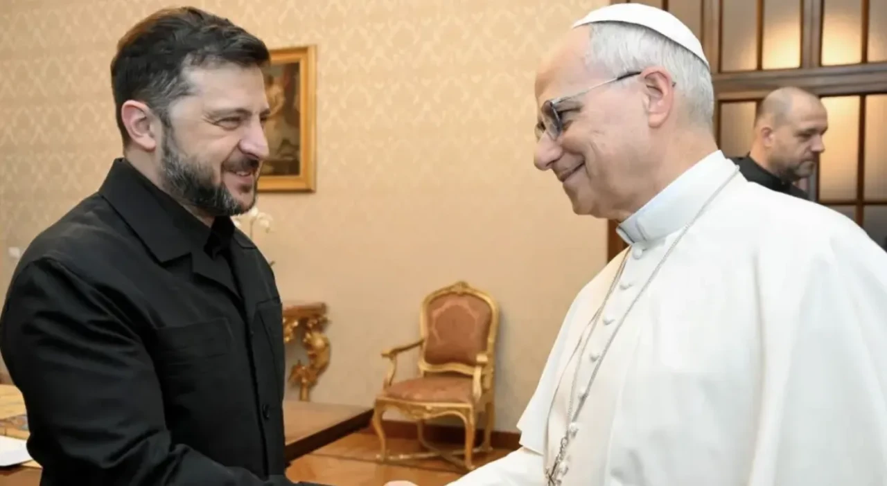 Zelenskiy ile Papa 14. Leo barış için Vatikan'da bir araya geldi