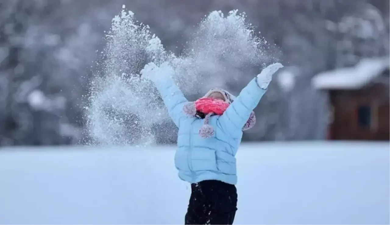 Kars'ta yarın okullar tatil mi? 12 Aralık Cuma tatil açıklaması