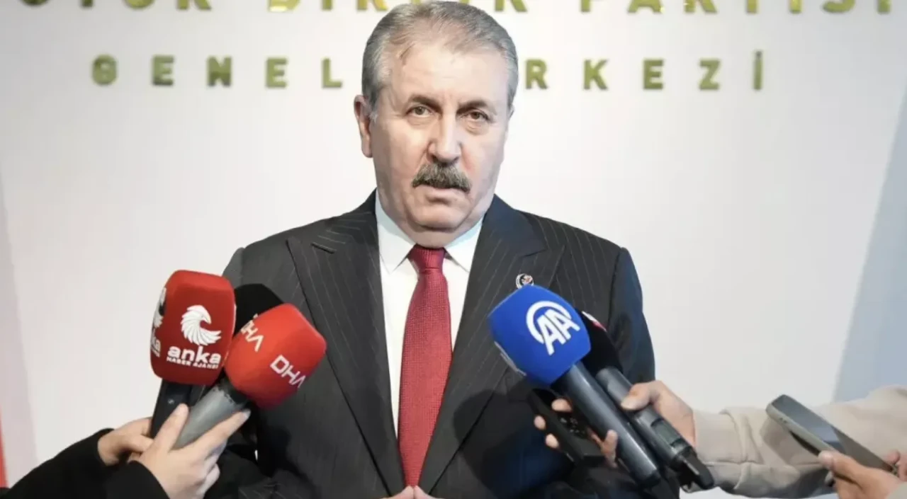 BBP Lideri Destici: 'Asgari ücret yüzde 50 artırılmalı, net 33.050 TL olmalı'