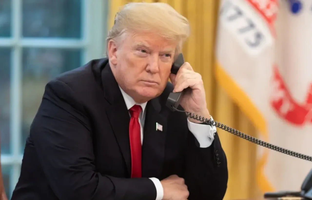 Trump’tan Maduro’ya çağrı: "Ülkeyi terk etmen için bir haftan var"