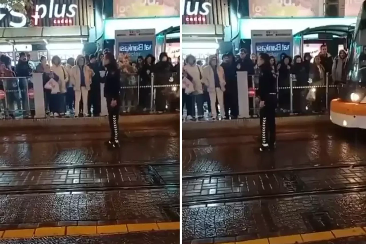 Caddede “Terörsüz Türkiye” çıkışı yapan polis memuru açığa alındı