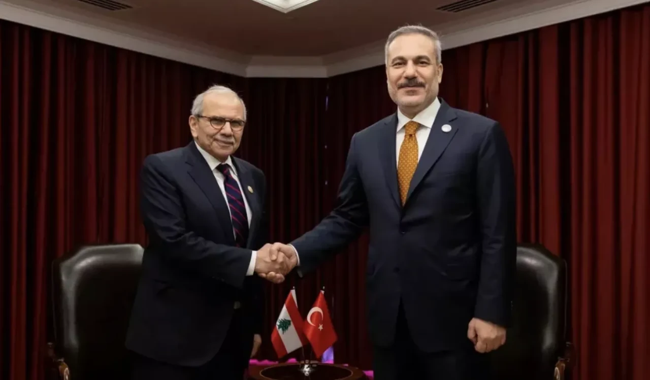 Bakan Hakan Fidan, Lübnan Başbakanı Selam ile bir araya geldi