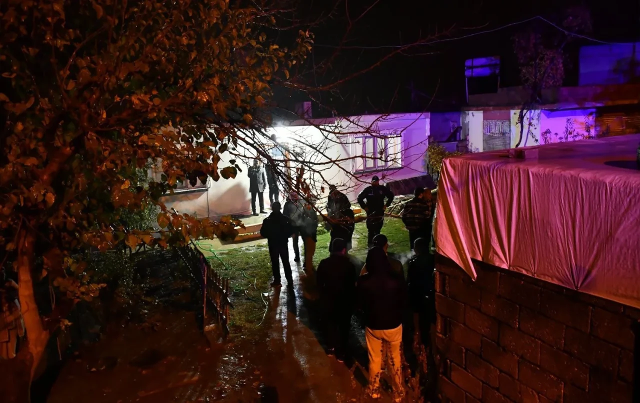 Adıyaman’da Silahlı Aile Faciası: Eşi Ve Bacanağını Öldürdü
