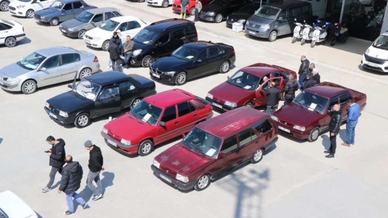 Sürücüye kötü haber! Aracı olanlar 1 Ocak 2026'da bu parayı ödeyecek