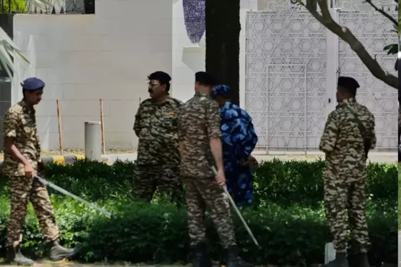 Pakistan, Hindistan vatandaşlarına vize vermeyi askıya aldı