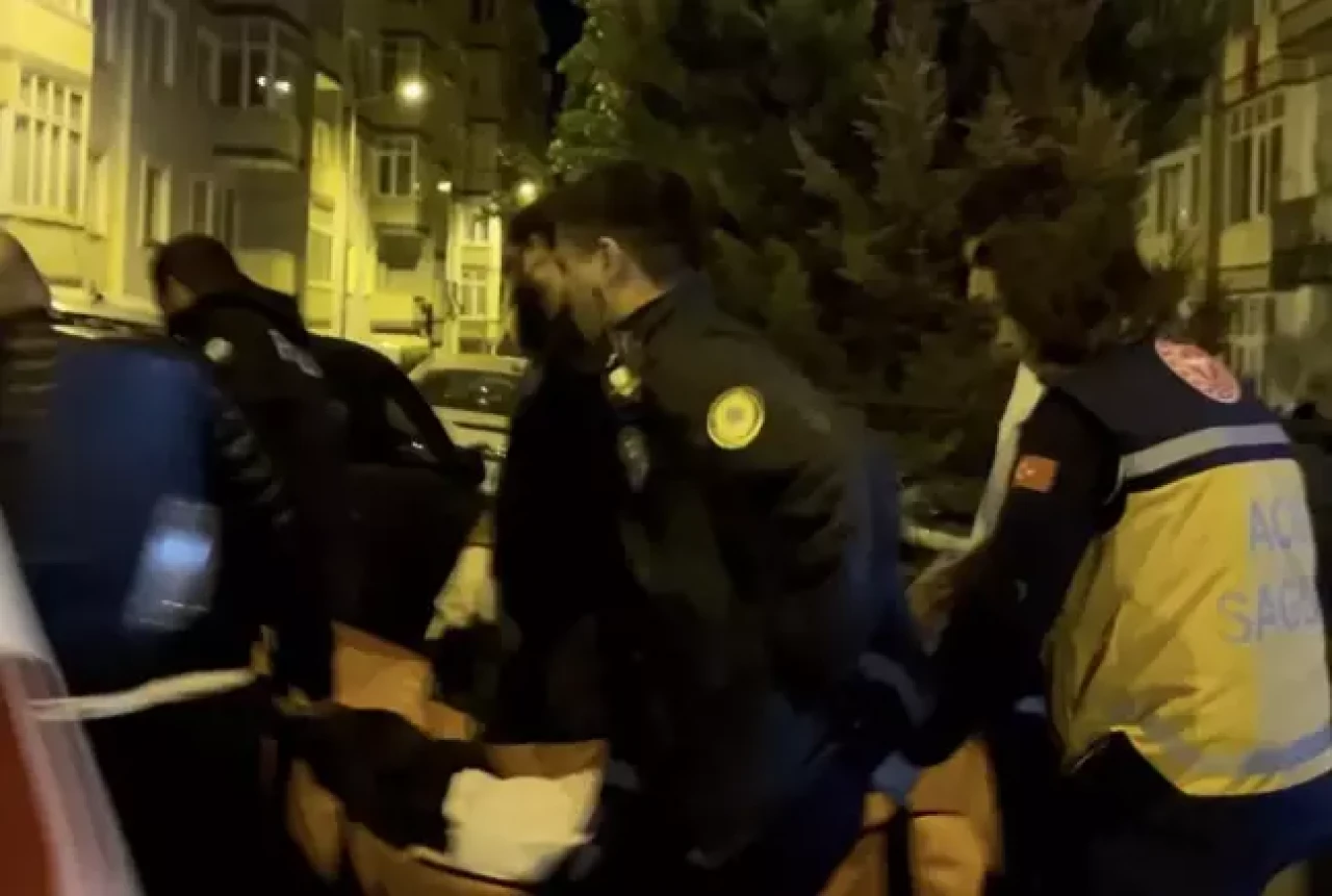 Tartıştığı babasını silahla vurdu