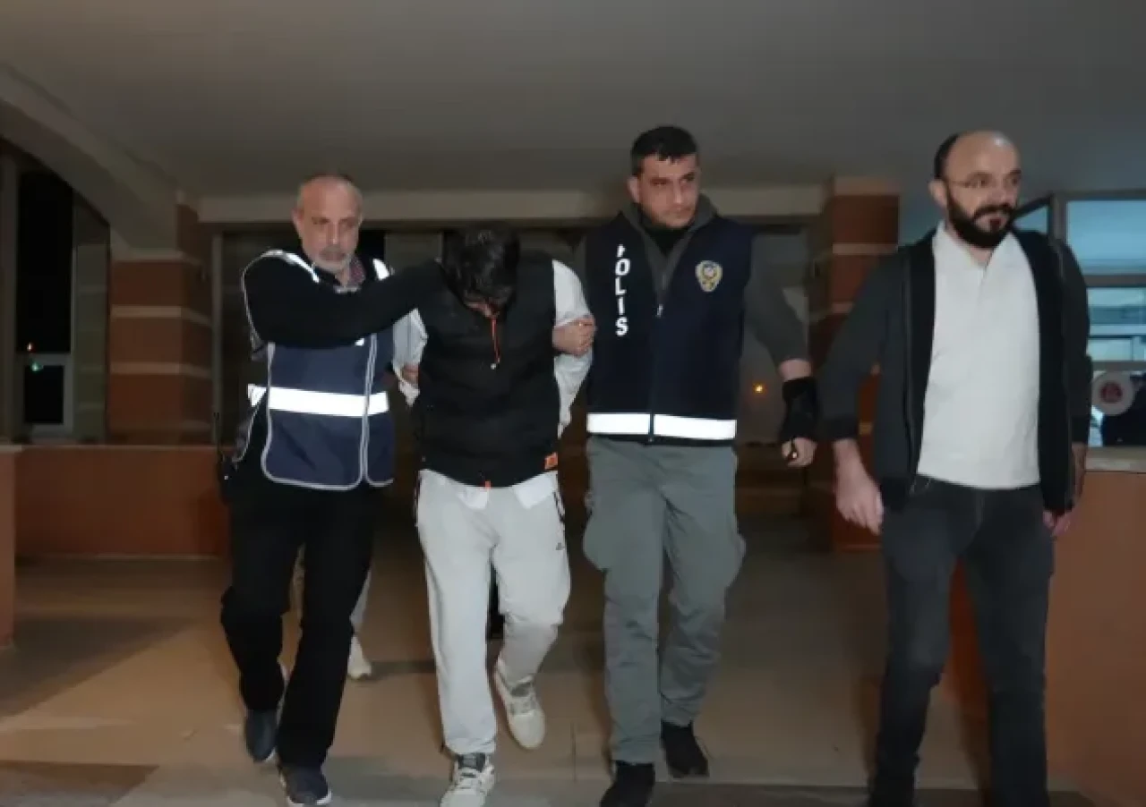 Hamile eşinin cesediyle 10 gün boyunca aynı evde yaşadı!