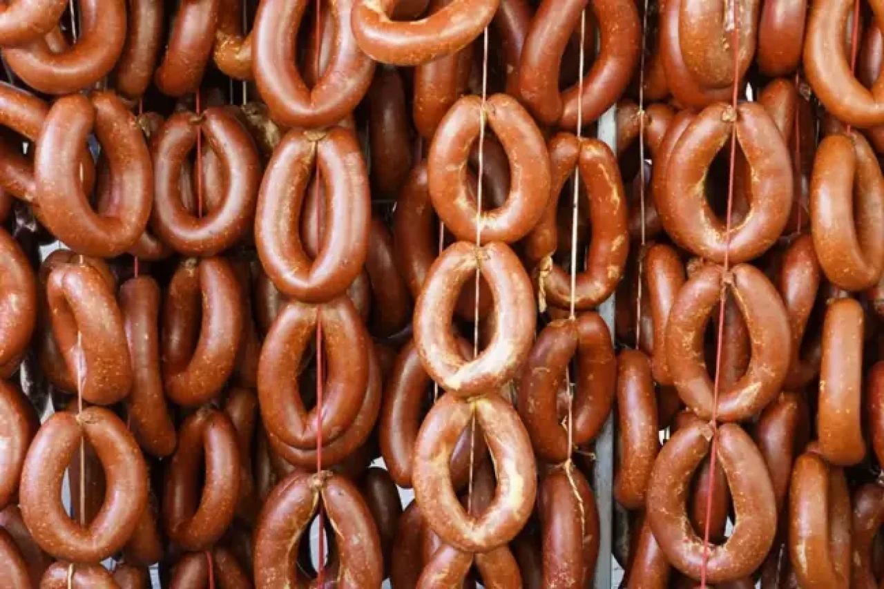 Ticaret Bakanlığı hile yapan 8 sucuk markasını ifşa etti