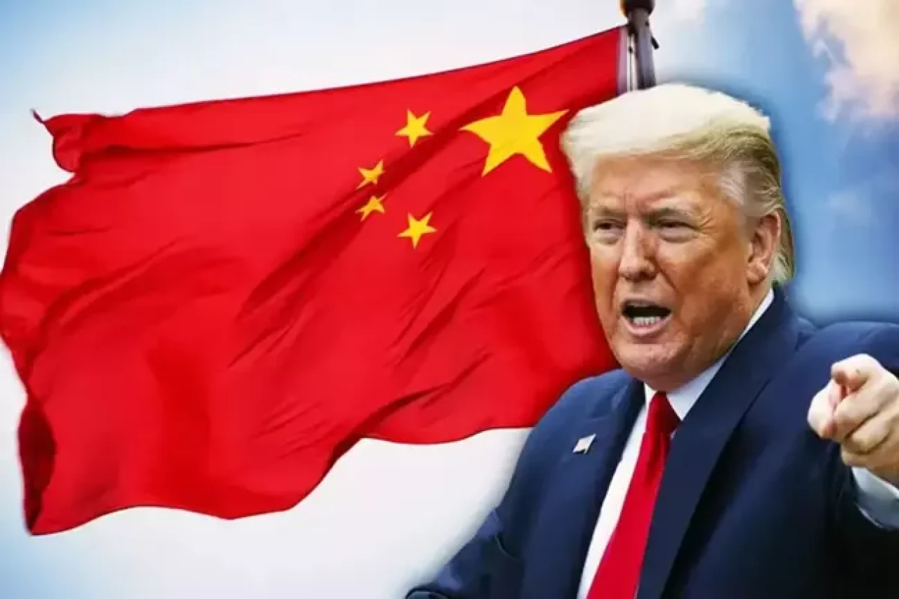 Trump, tarifelerinin Pekin'e diz çöktürdüğünü savundu
