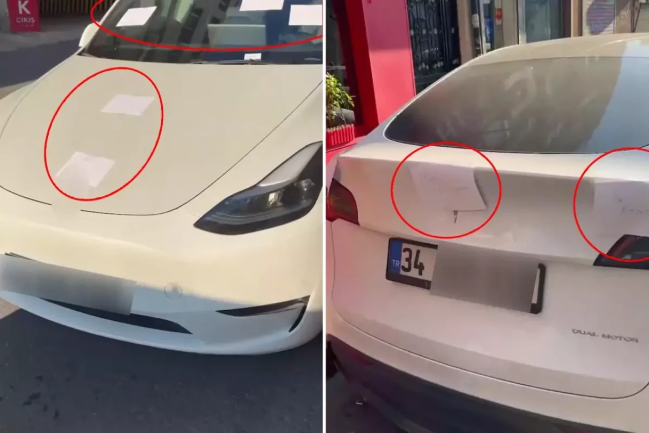 Aracını yolun ortasında bıraktı, esnaf 3 dilde "Ben eşeğim" yazılı not yapıştırdı