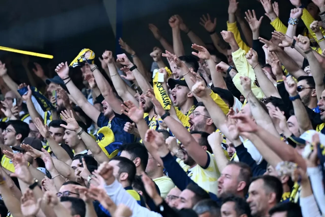 Resmi açıklama geldi! Genç yıldız Fenerbahçe'ye geri dönüyor