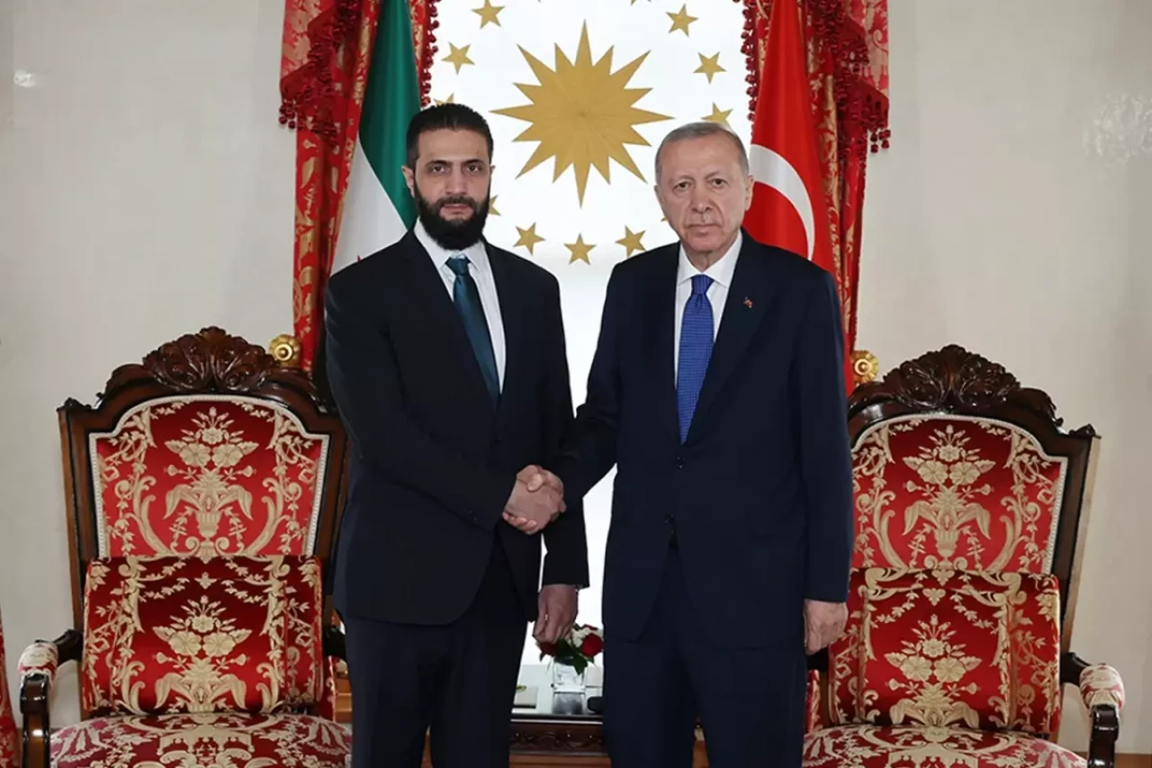 Cumhurbaşkanı Erdoğan ile Şara Dolmabahçe'de bir araya geldi!