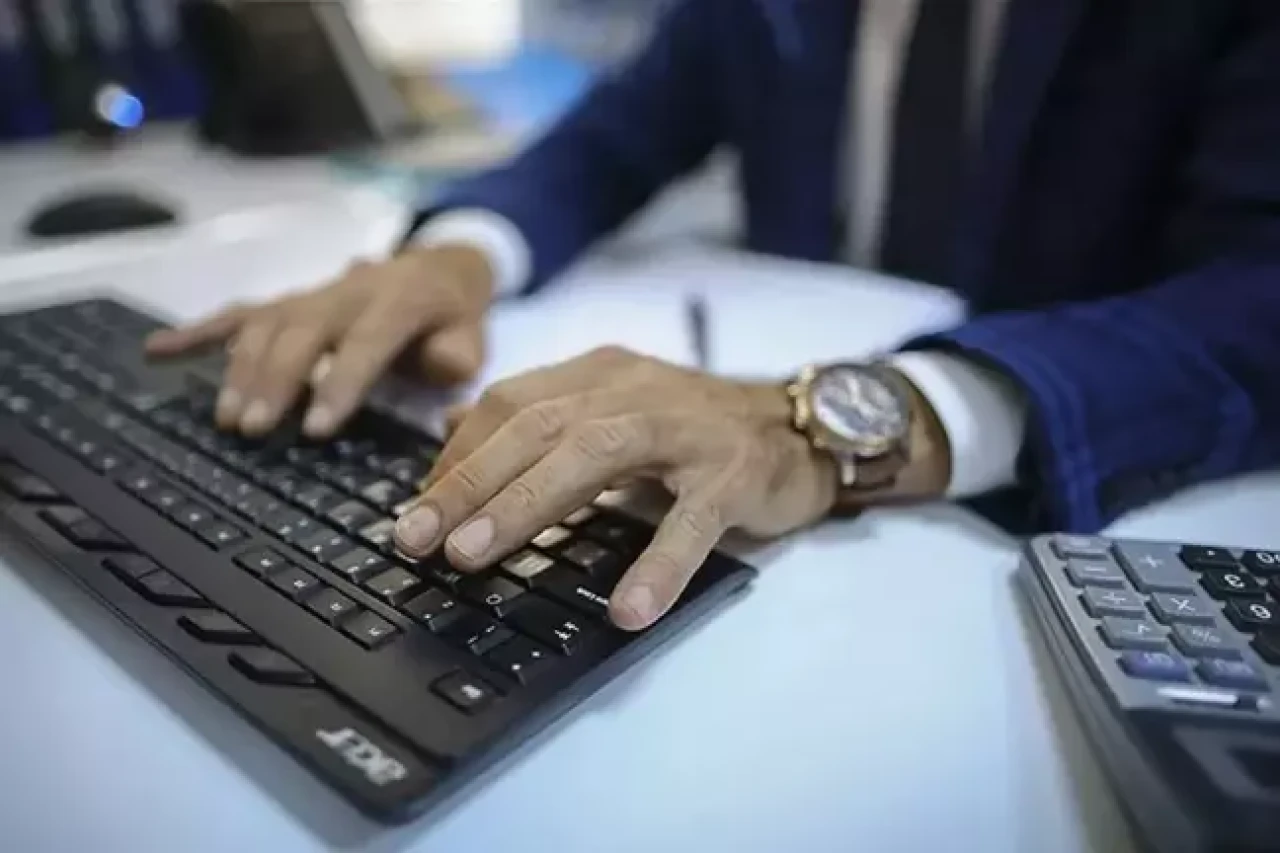 Bazı memurluklar için yaş sınırı geliyor