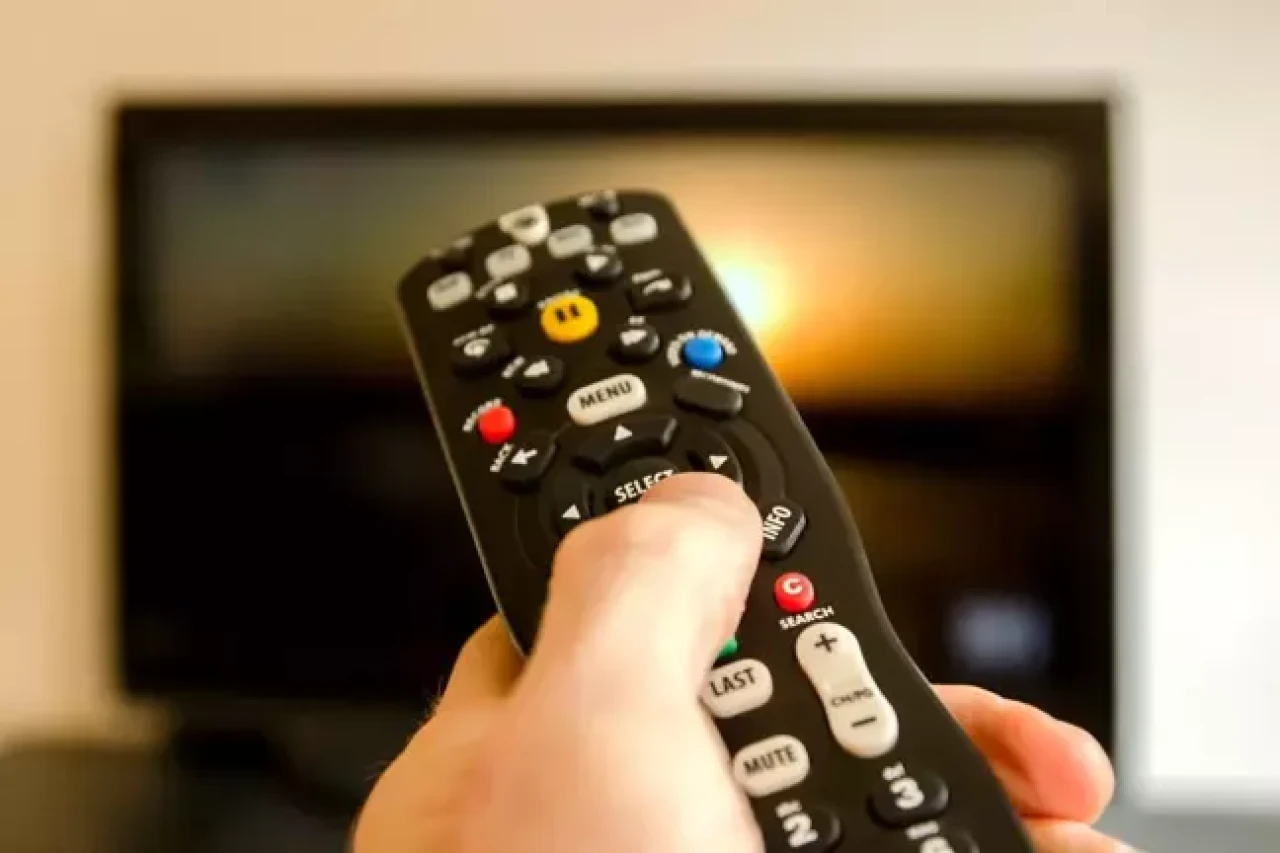 Başrol oyuncusu "Bitiriyoruz" diyerek doğruladı! Fenomen dizi final yapıyor