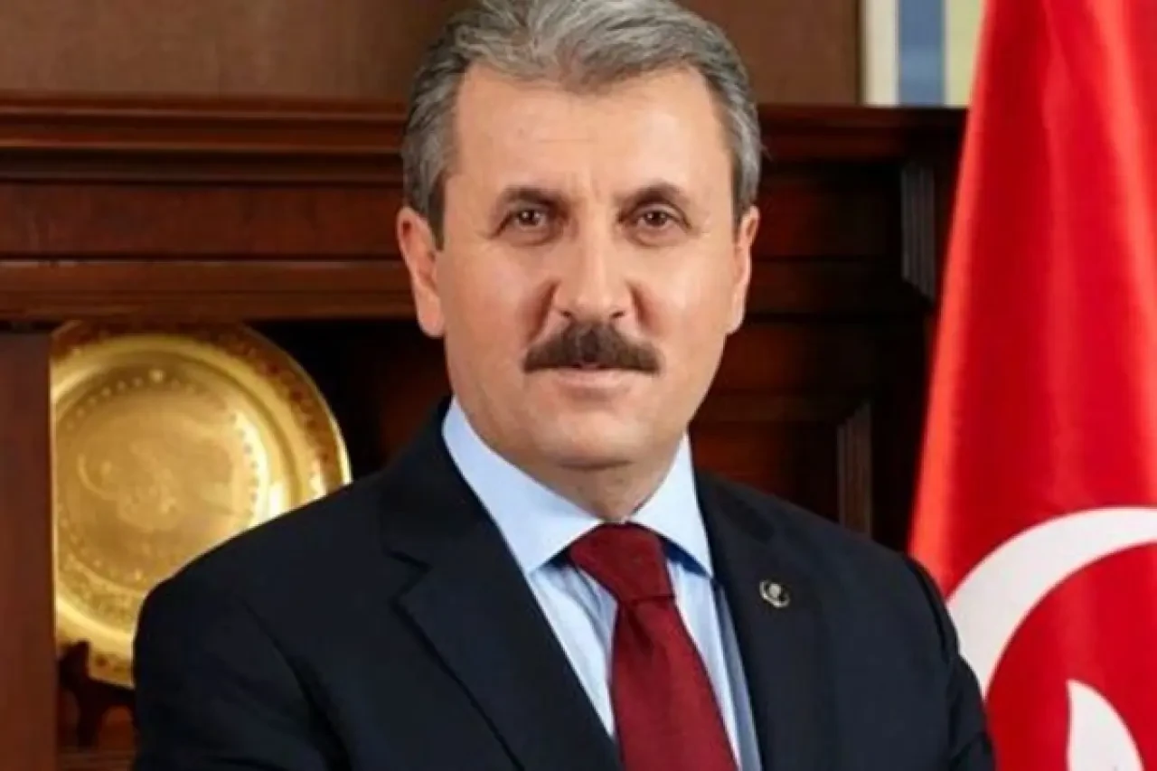 Destici'den dikkat çeken çıkış: “2027 sonbaharında erken seçim olabilir”