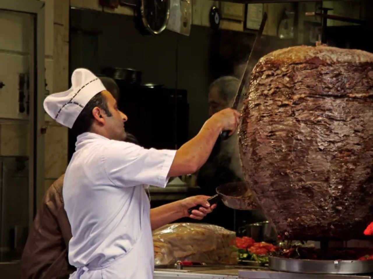 Ünlü dönerci iflasın eşiğinde! 3 ay süre verildi