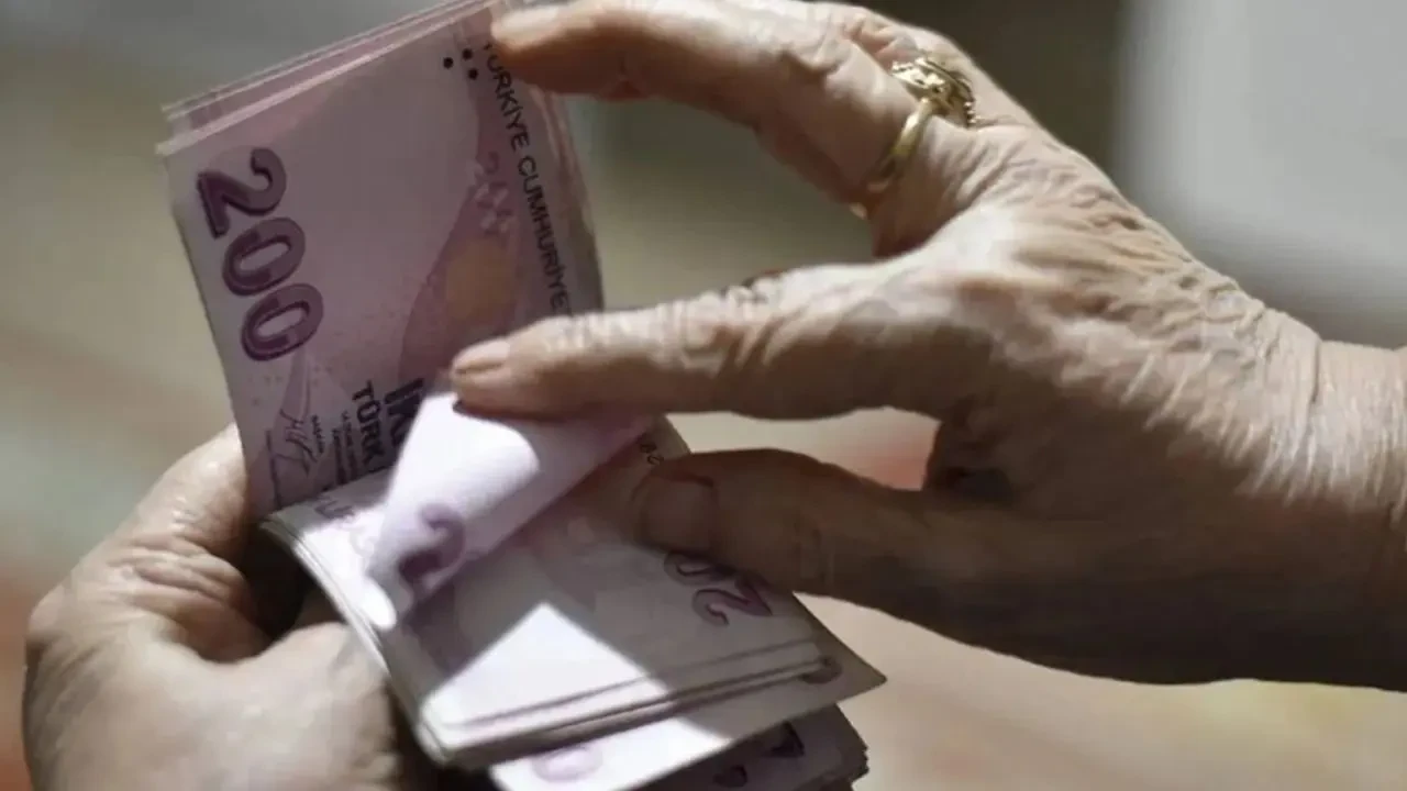 Prim transferi sorununu aşan EYT'li vatandaş emekli oldu!