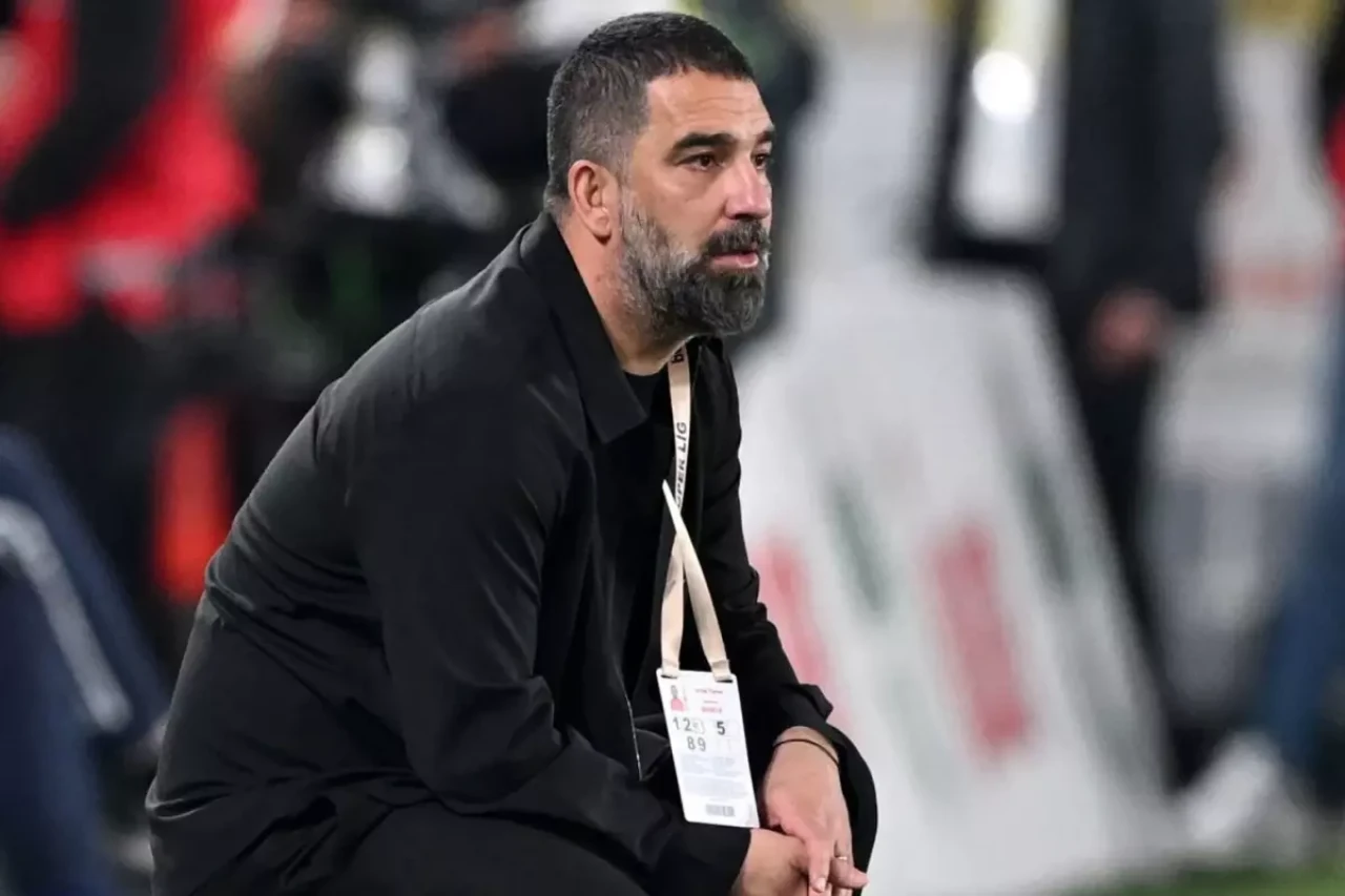 Arda Turan gözünü Süper Lig'in yıldız kalecisine dikti