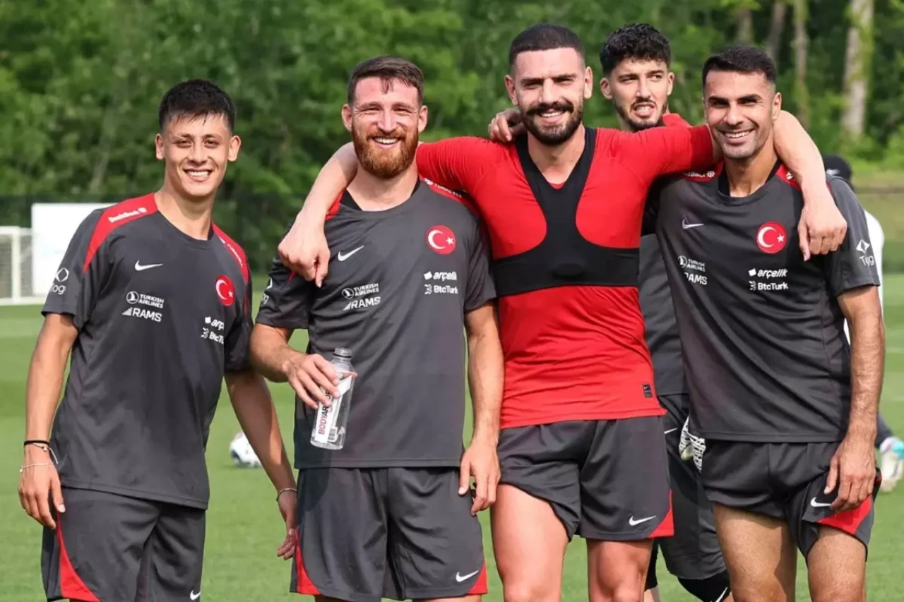 Yıldız futbolcu A Milli Takım aday kadrosundan çıkarıldı