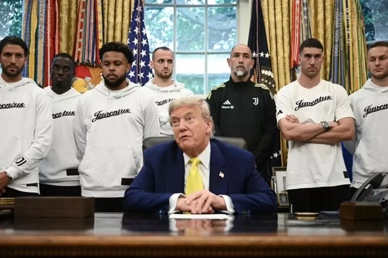 Görenler inanamadı! Trump, İran açıklamalarını Juventus takımı ile birlikteyken yaptı