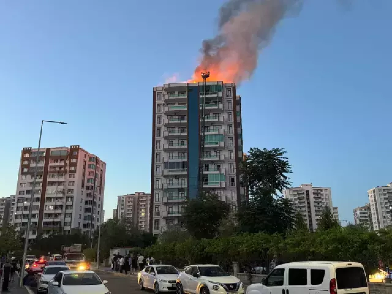 Diyarbakır'da yangın faciasında ihmaller zinciri şoke etti!