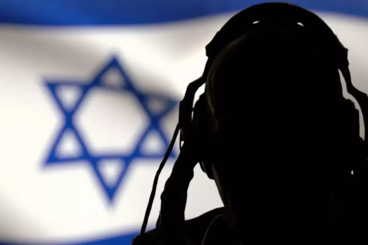 İsrail'den İranlılara ajanlık çağrısı!