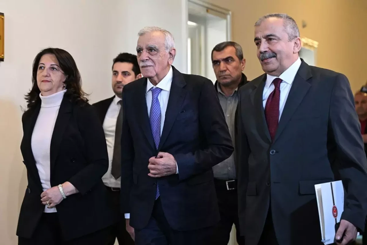 Sırrı Süreyya Önder sonrası İmralı heyetinin yeni üyesi belli oldu