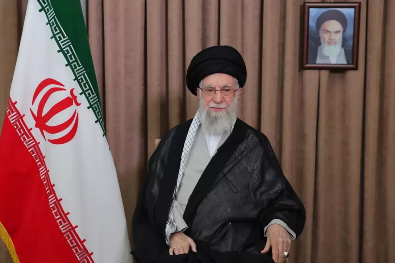 Hamaney'den sert mesaj: “Siyonist rejim diz çökecek"