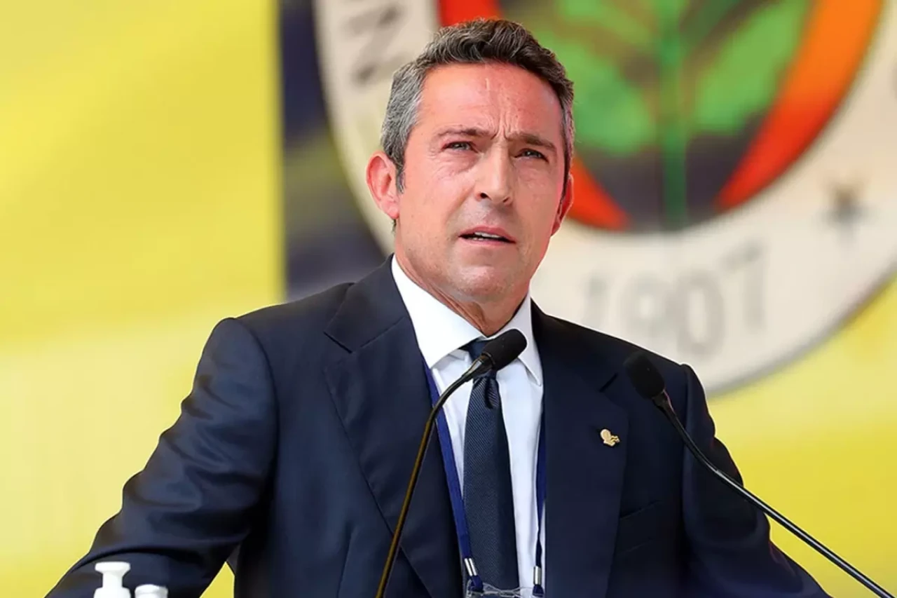 23 yaşındaki yıldız futbolcudan Fenerbahçe'ye olay hareket