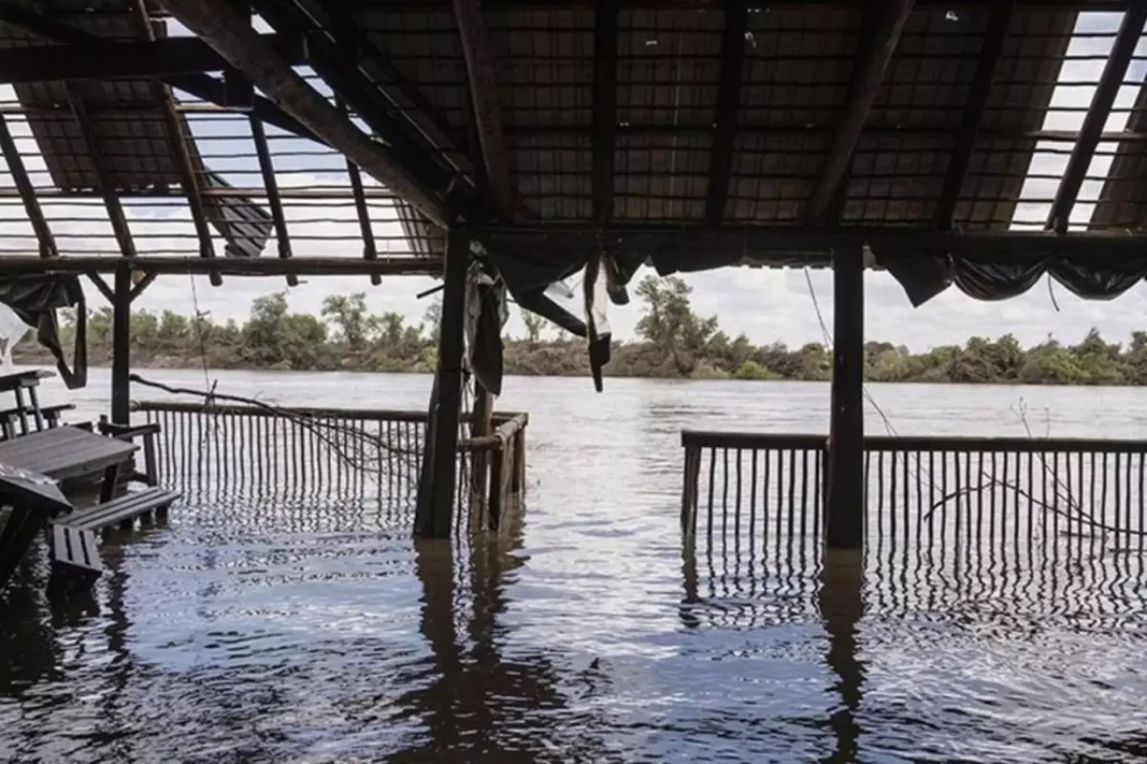 Güney Afrika'da sel felaketi: En az 57 ölü, Yüzlerce kişi evsiz