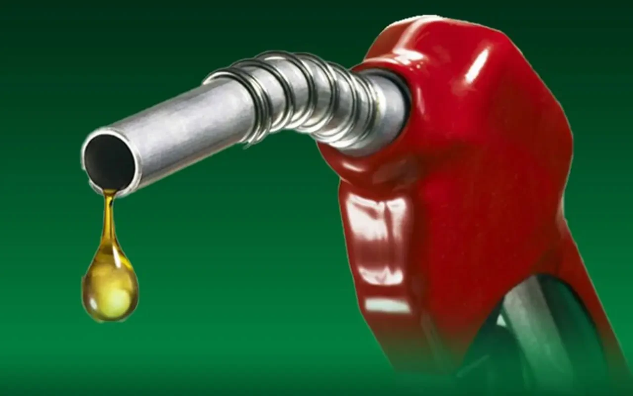 Hürmüz krizi piyasaları altüst etti! Benzin ve motorine yeni zam!