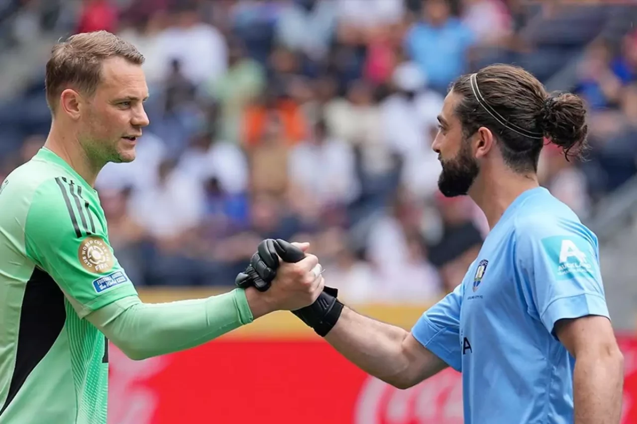 Bayern Münih'ten 10 gol yiyen kalecinin asıl mesleği şaşırttı